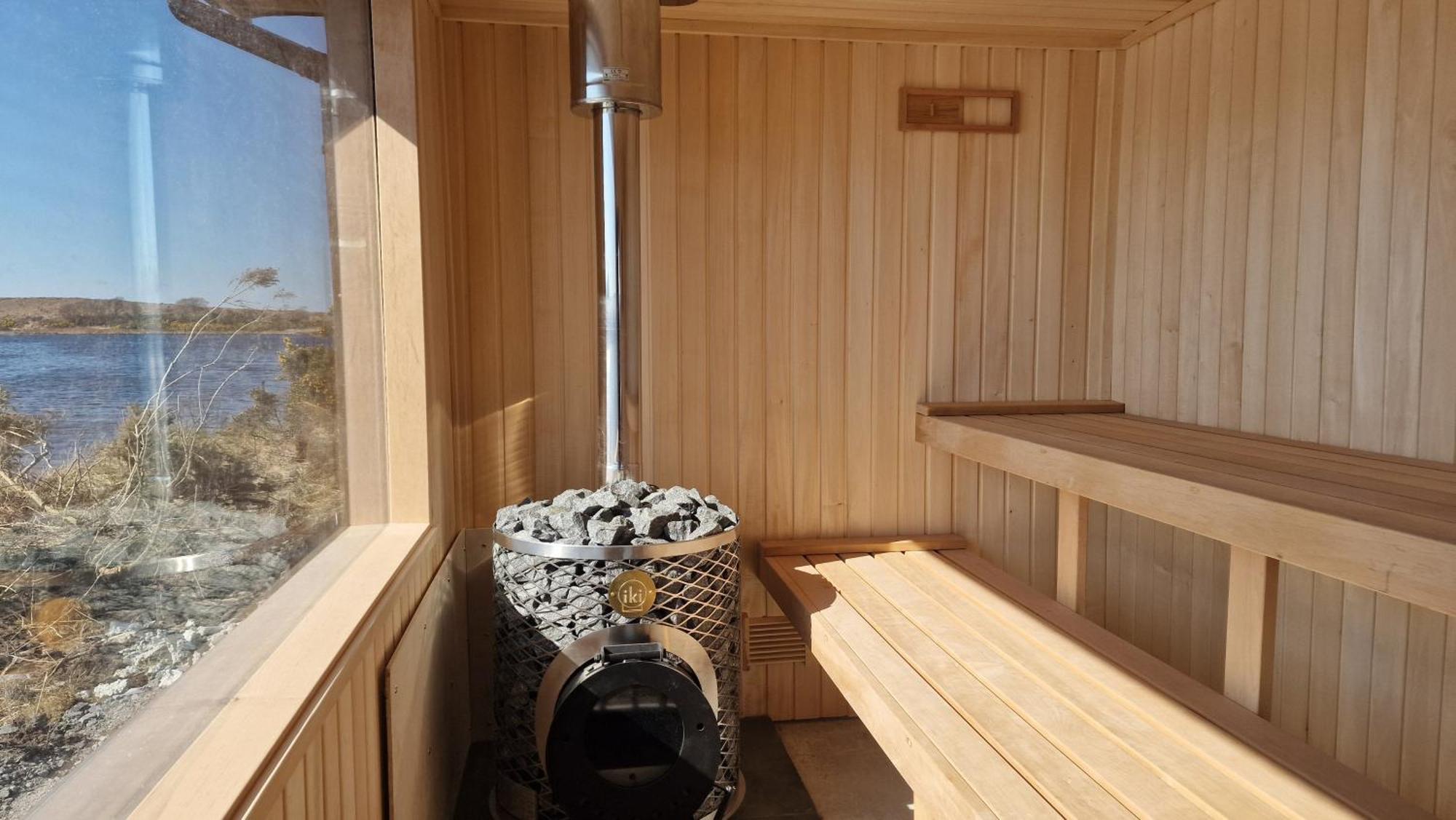 Luxury tent Lough Mardal Donegal Town